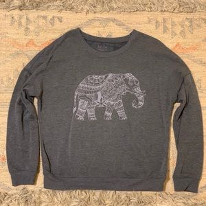 🌻 3/$18 - Blue-gray Elephant Sweatshirt